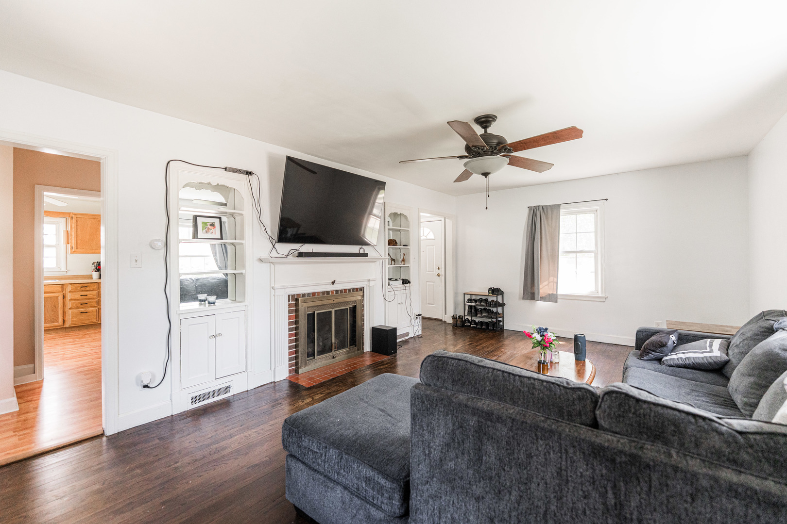 1020 North 8th Street Rochelle, IL 61068 - Photo 5 of 21 a living room with furniture fireplace and flat screen tv