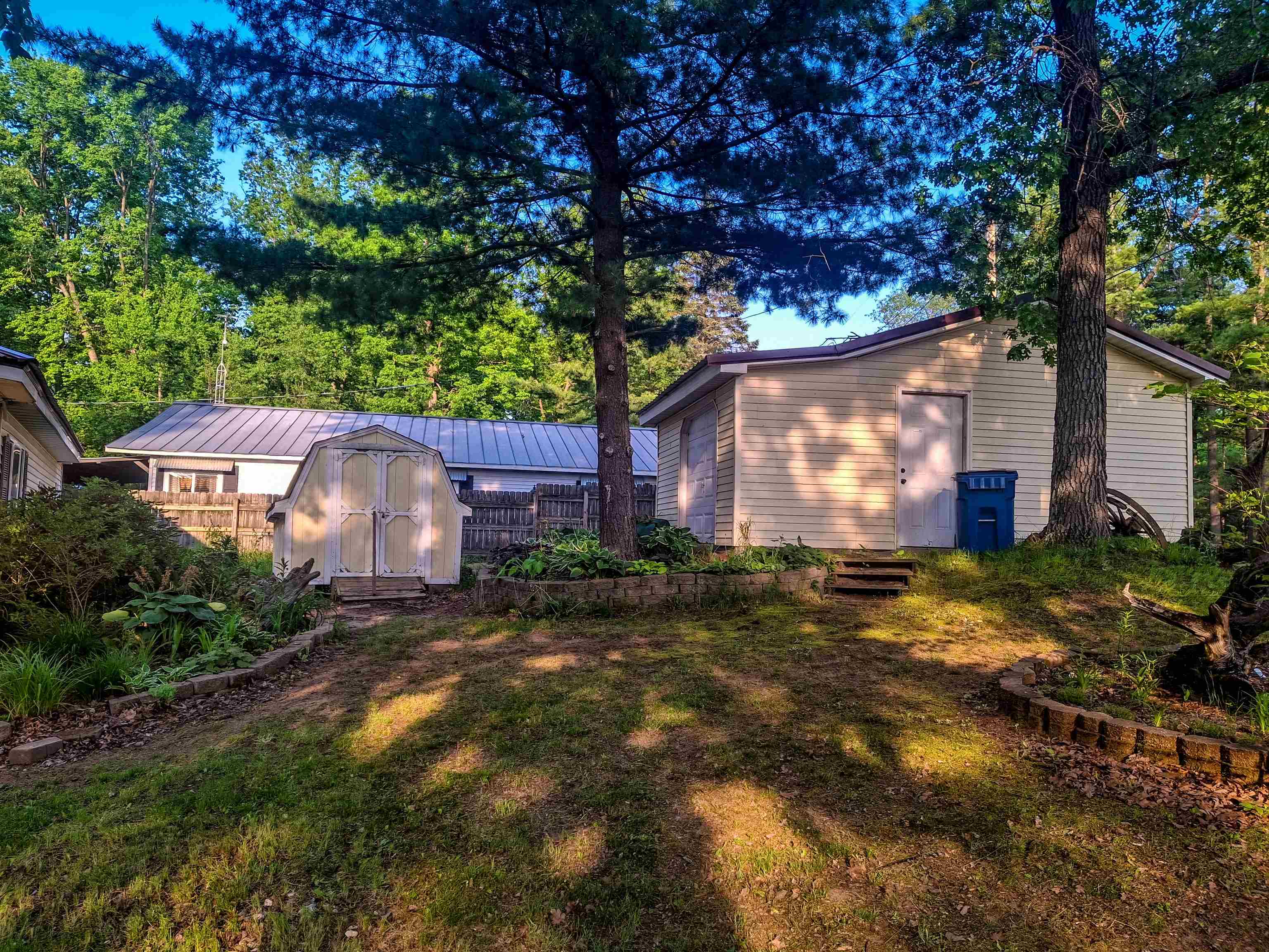 6741 Carpenter Road Harrison, MI 48625 - Photo 3 of 49