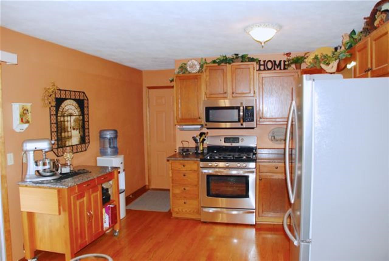 53865 Fir Road Granger, IN 46530 - Photo 9 of 30 Gallery Image 9