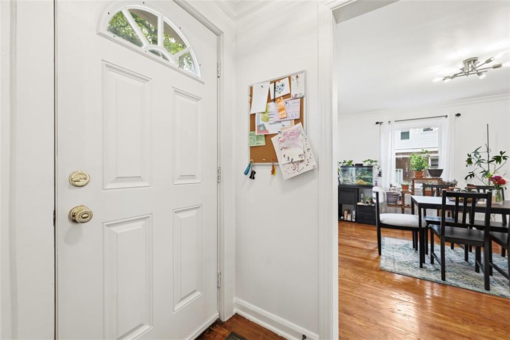 315 Woodside Road Pittsburgh, PA 15221 - Photo 4 of 46