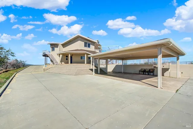 $1,830,000 | 8560 Holmes Lane, Winters, CA 95694