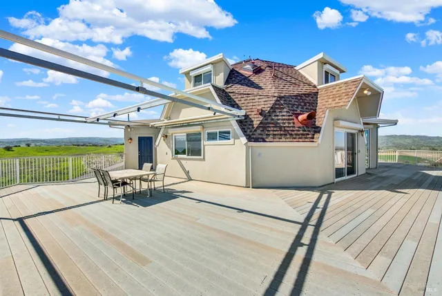 $1,830,000 | 8560 Holmes Lane, Winters, CA 95694