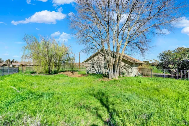 $1,830,000 | 8560 Holmes Lane, Winters, CA 95694