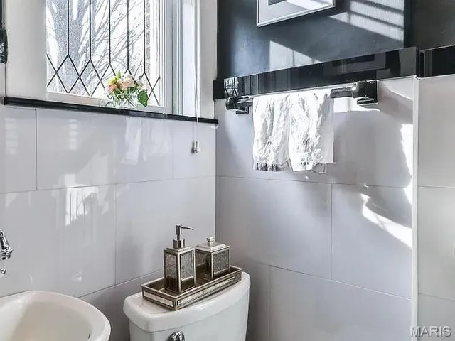 $4,750 | 7339 Teasdale Avenue, University City, MO 63130