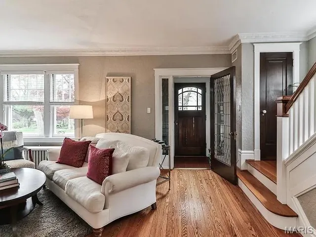 $4,750 | 7339 Teasdale Avenue, University City, MO 63130