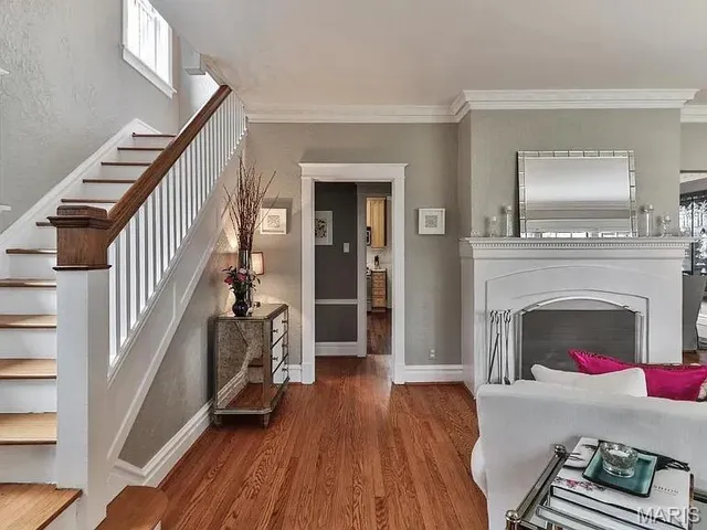 $4,750 | 7339 Teasdale Avenue, University City, MO 63130