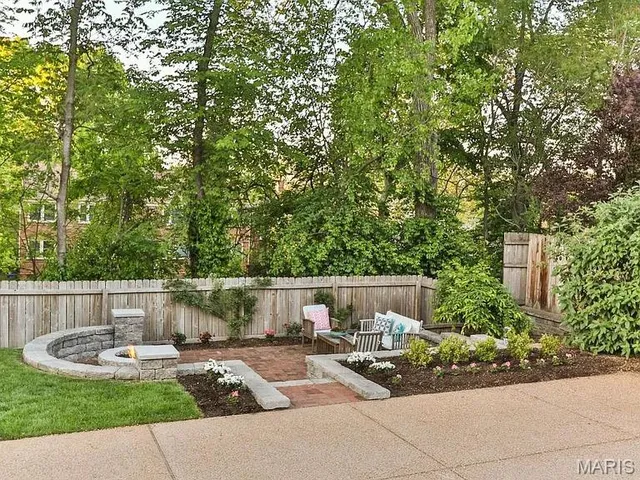 $4,750 | 7339 Teasdale Avenue, University City, MO 63130