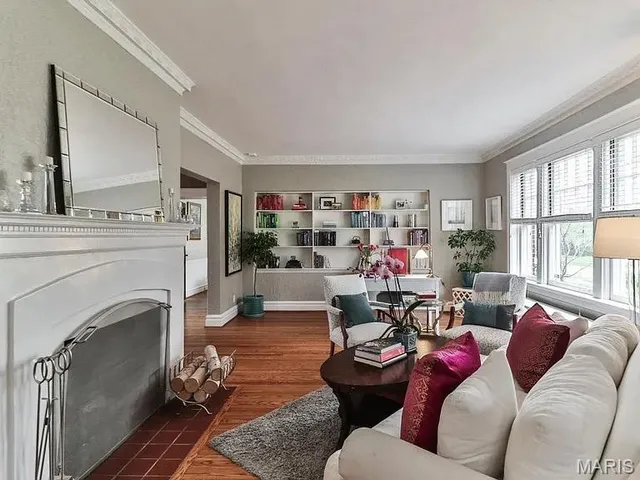 $4,750 | 7339 Teasdale Avenue, University City, MO 63130