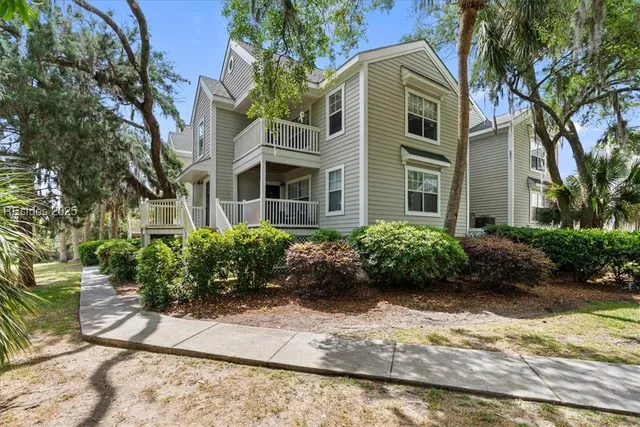 $219,900 | 32 Old S Court, Unit 32G, Bluffton, SC 29910