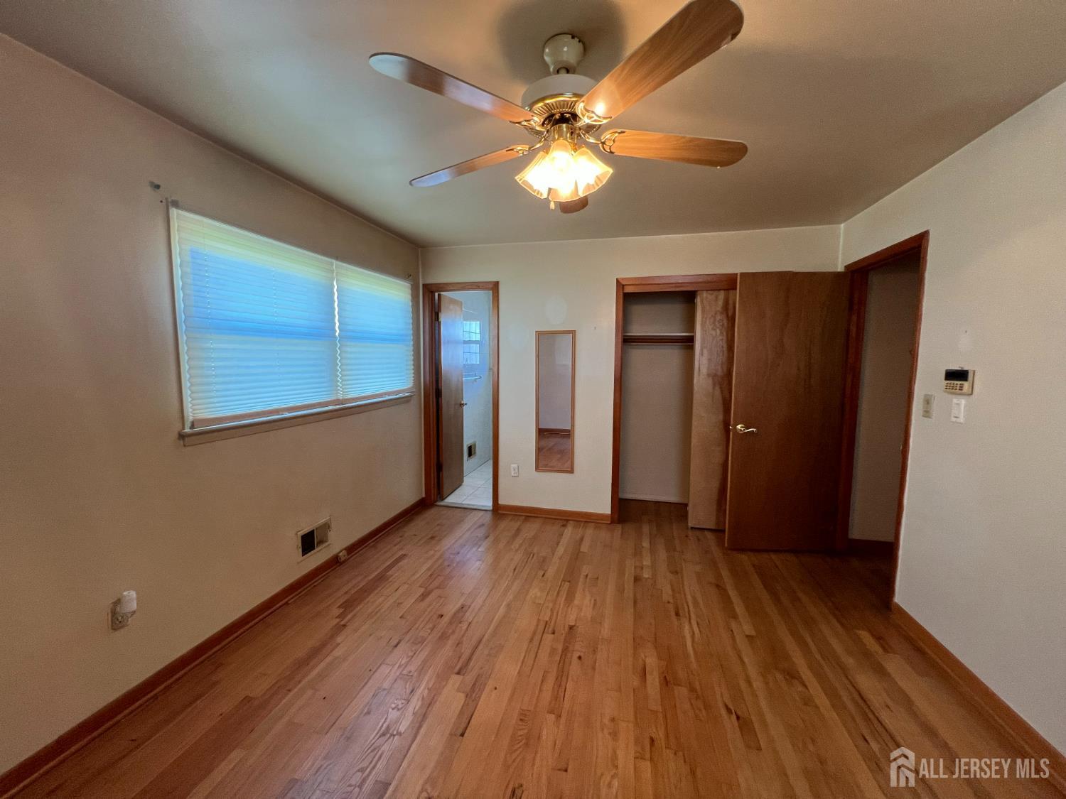 31 Mercer Road Old Bridge, NJ 08857 - Photo 9 of 16 Gallery Image 9