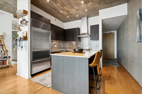 $739,900 | 600 North Fairbanks Court, Unit 2902, Chicago, IL 60611