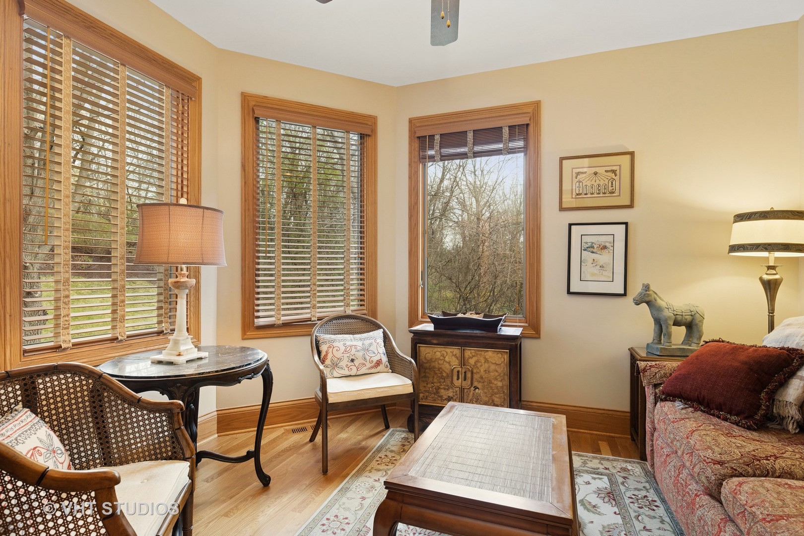 6107 Lake Shore Drive Cary, IL 60013 - Photo 11 of 40 a living room with furniture and a window