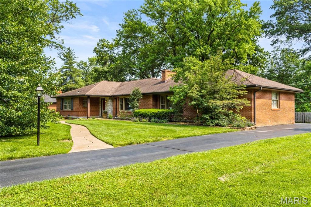 17 Ladue Ridge Road St. Louis, MO 63124 - Photo 3 of 47 Gallery Image 3