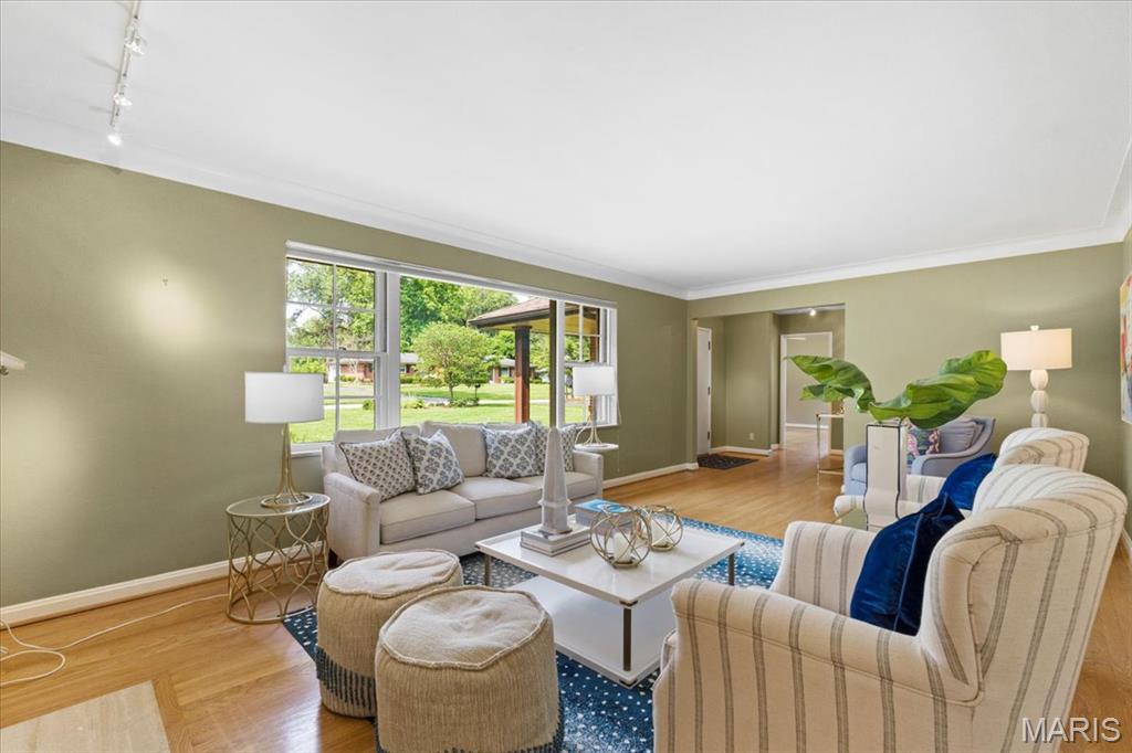 17 Ladue Ridge Road St. Louis, MO 63124 - Photo 7 of 47 Gallery Image 7