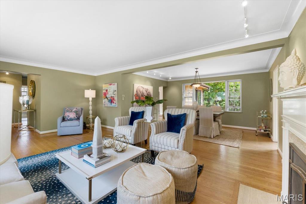 17 Ladue Ridge Road St. Louis, MO 63124 - Photo 8 of 47 Gallery Image 8