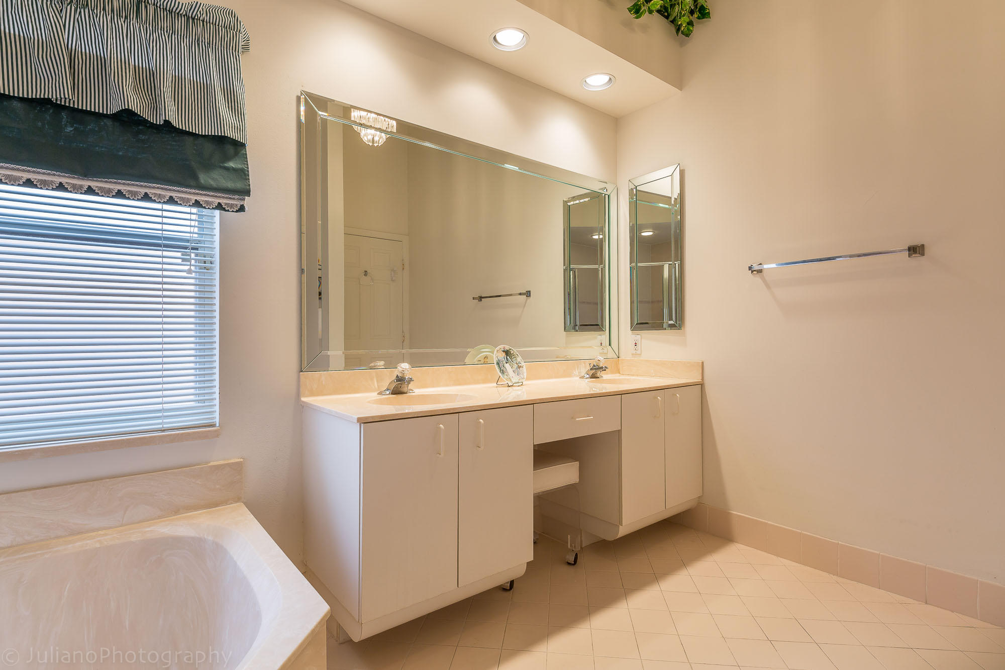23328 Alora Drive Boca Raton, FL 33433 - Photo 10 of 30 9K8A4308