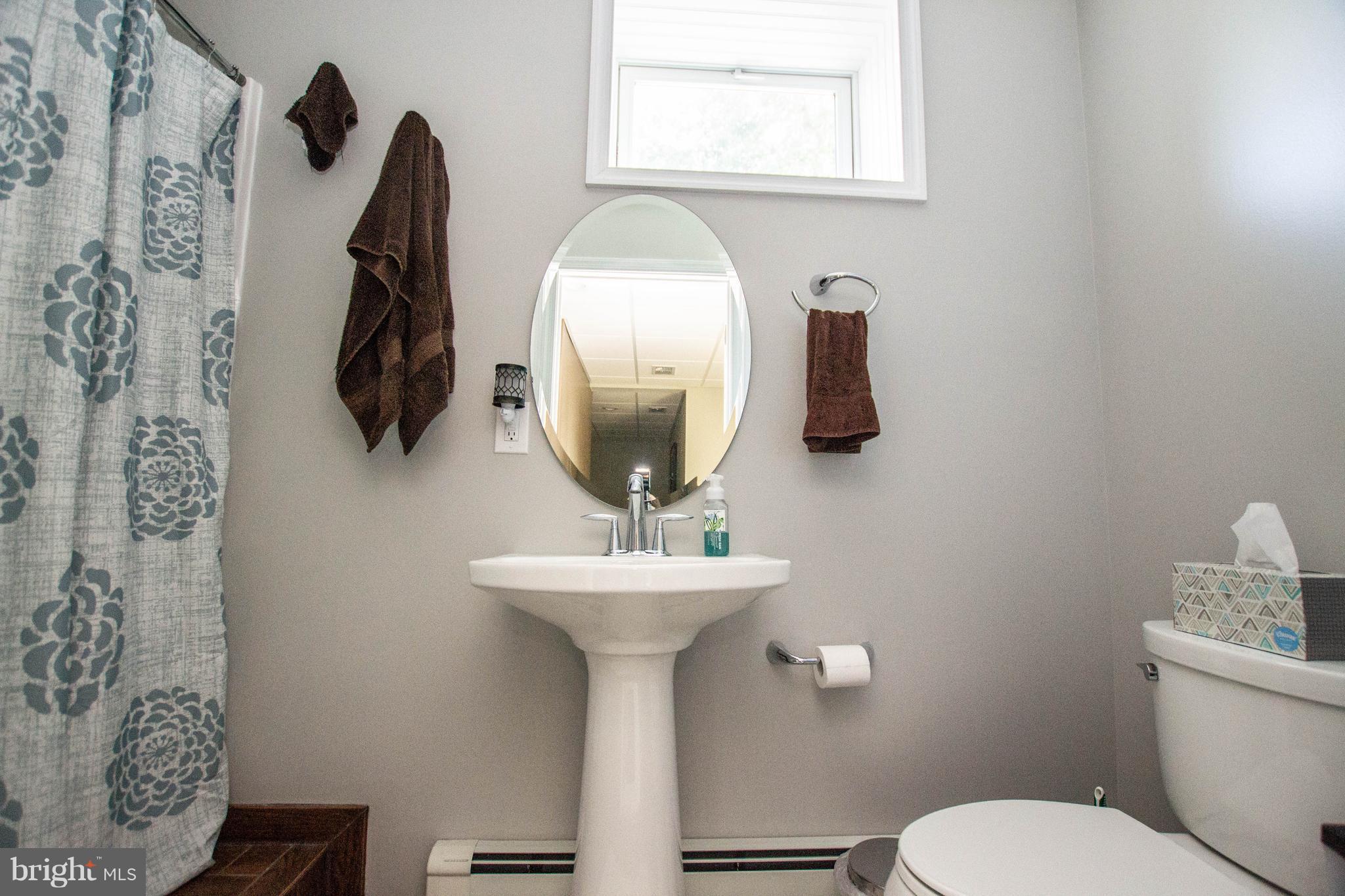 1609 Bollinger Road Westminster, MD 21157 - Photo 22 of 30 Bath