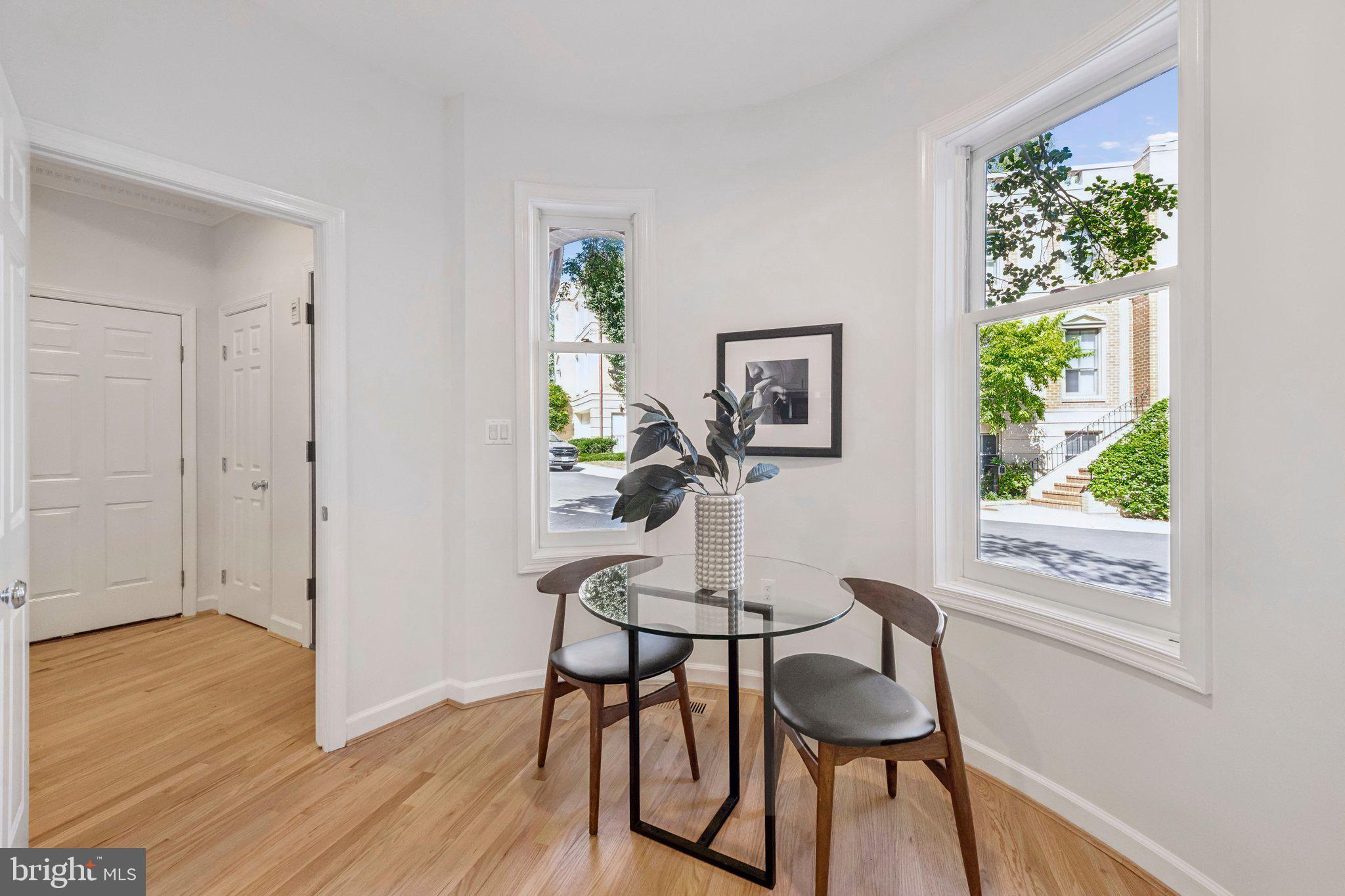 4730 Foxhall Crescent Northwest Washington, DC 20007 - Photo 14 of 37