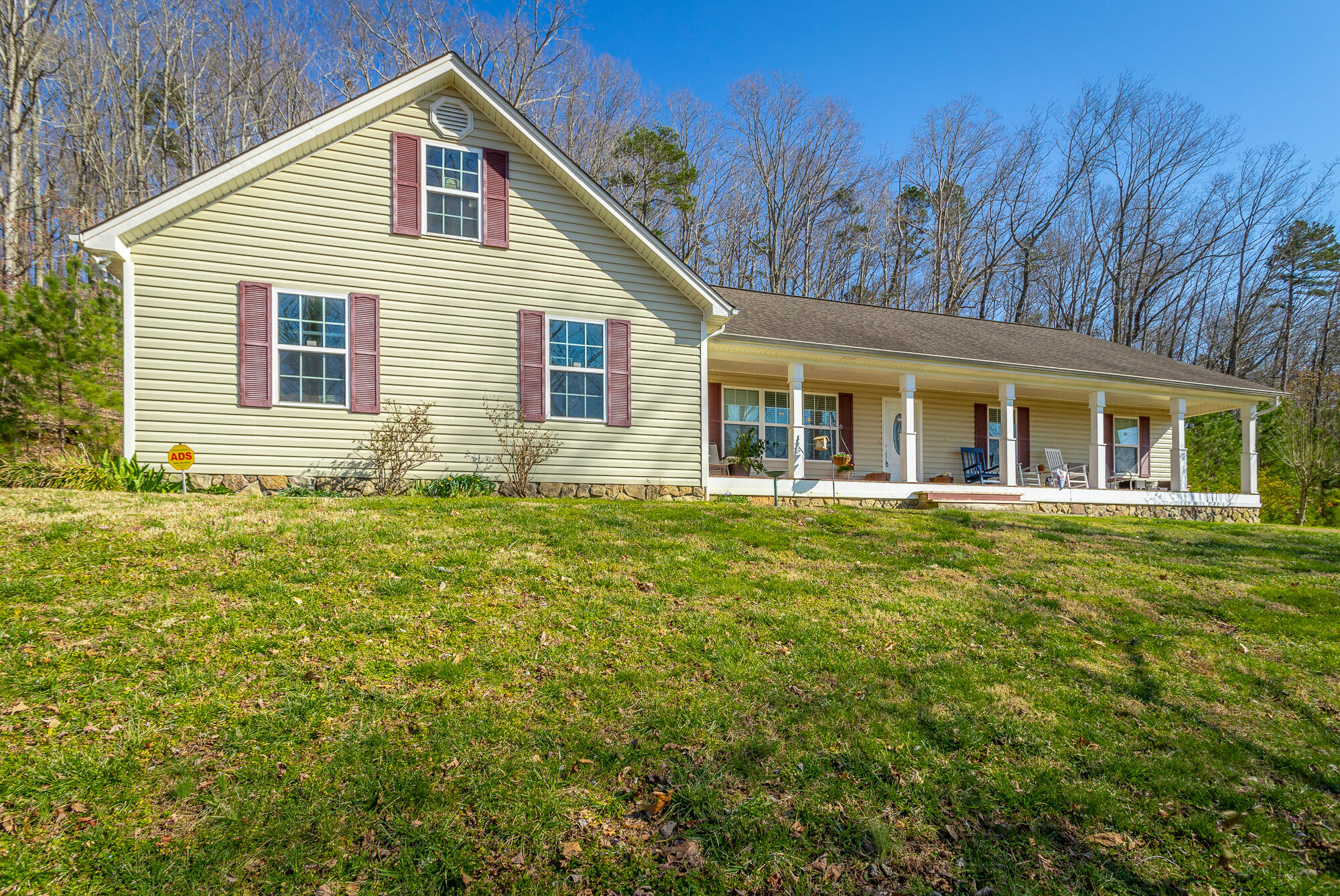 464 Old Alabama Road Ringgold, GA 30736 - Photo 2 of 32 464 Old Alabama Rd. HD-40