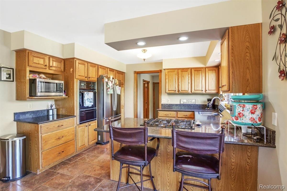 133 East Davis Road Howell, MI 48843 - Photo 13 of 50 13-133-E-Davis-Rd-WindowStill-Real-.jpg