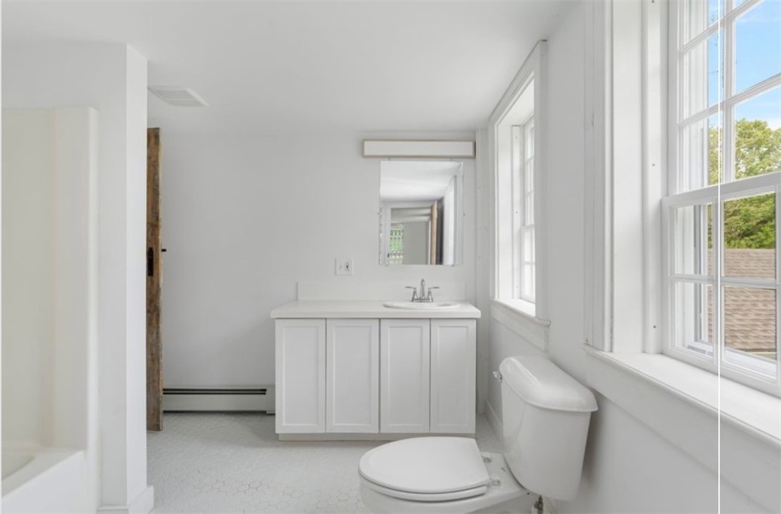 250 Ide Road Scituate, RI 02857 - Photo 7 of 21