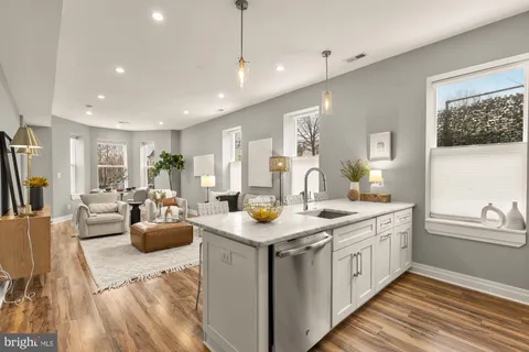 $600,000 | 1719 Lincoln Road Northeast, Unit 1, Washington, DC 20002