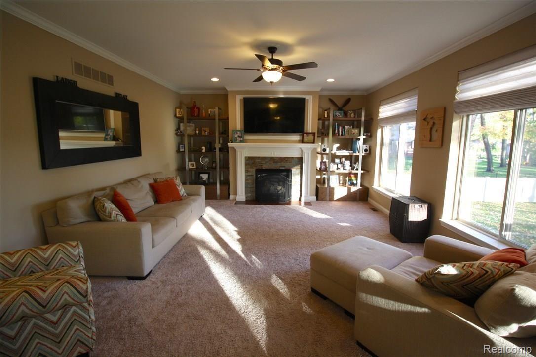 8608 East Pearson Road Utica, MI 48316 - Photo 10 of 44 Great room flooded with light and views of private backyard.