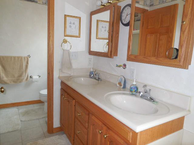 4215 Packard Road Temperance, MI 48182 - Photo 16 of 17 20416921-15.JPG