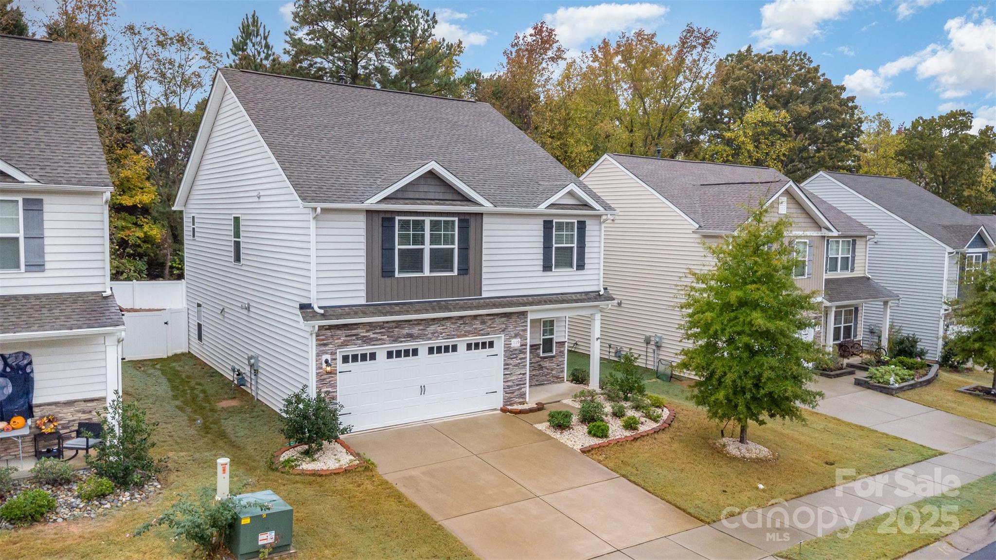 1119 Pecan Ridge Road Fort Mill, SC 29715 - Photo 3 of 34