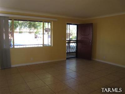 3549 North Olive Road Tucson, AZ 85719 - Photo 2 of 10