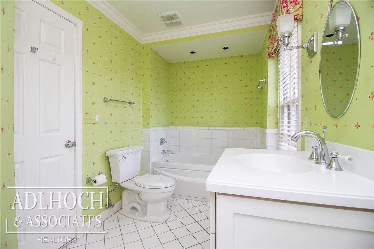 294 Touraine Road Grosse Pointe Farms, MI 48236 - Photo 37 of 52