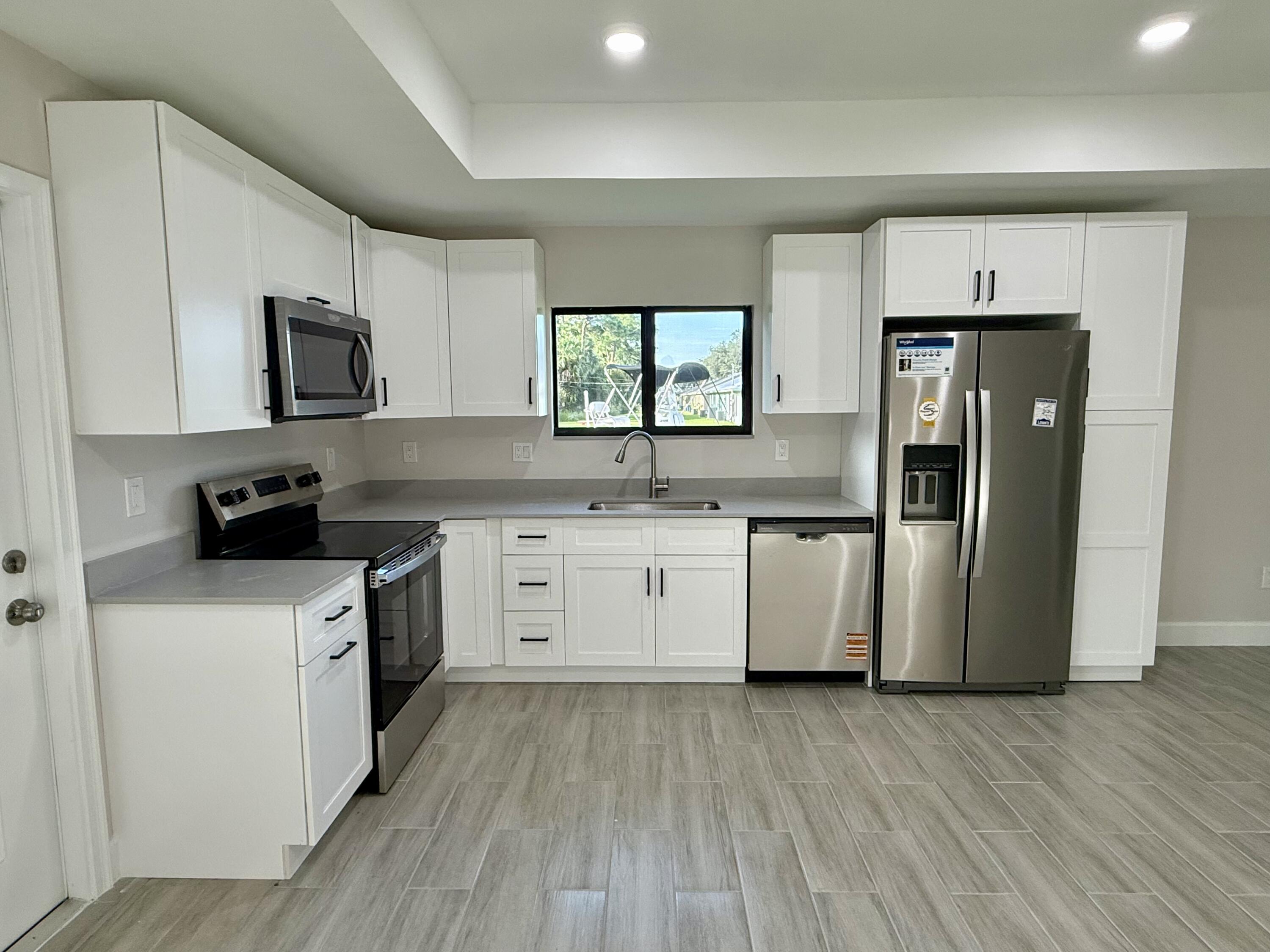 4420 Timber Ridge Lane, Unit A Fort Pierce, FL 34982 - Photo 5 of 10 IMG_1127