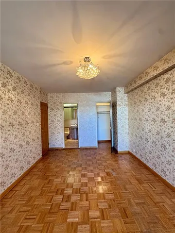 a view of empty room with window