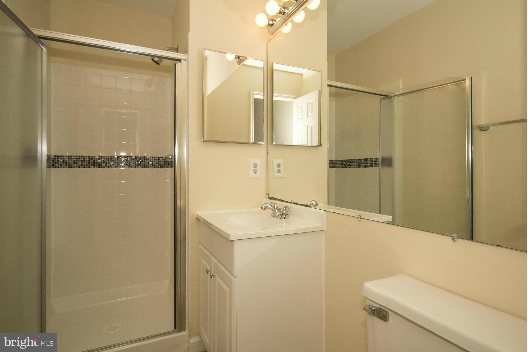 3932 Forest Valley Road Baltimore, MD 21234 - Photo 17 of 30 Master Bath