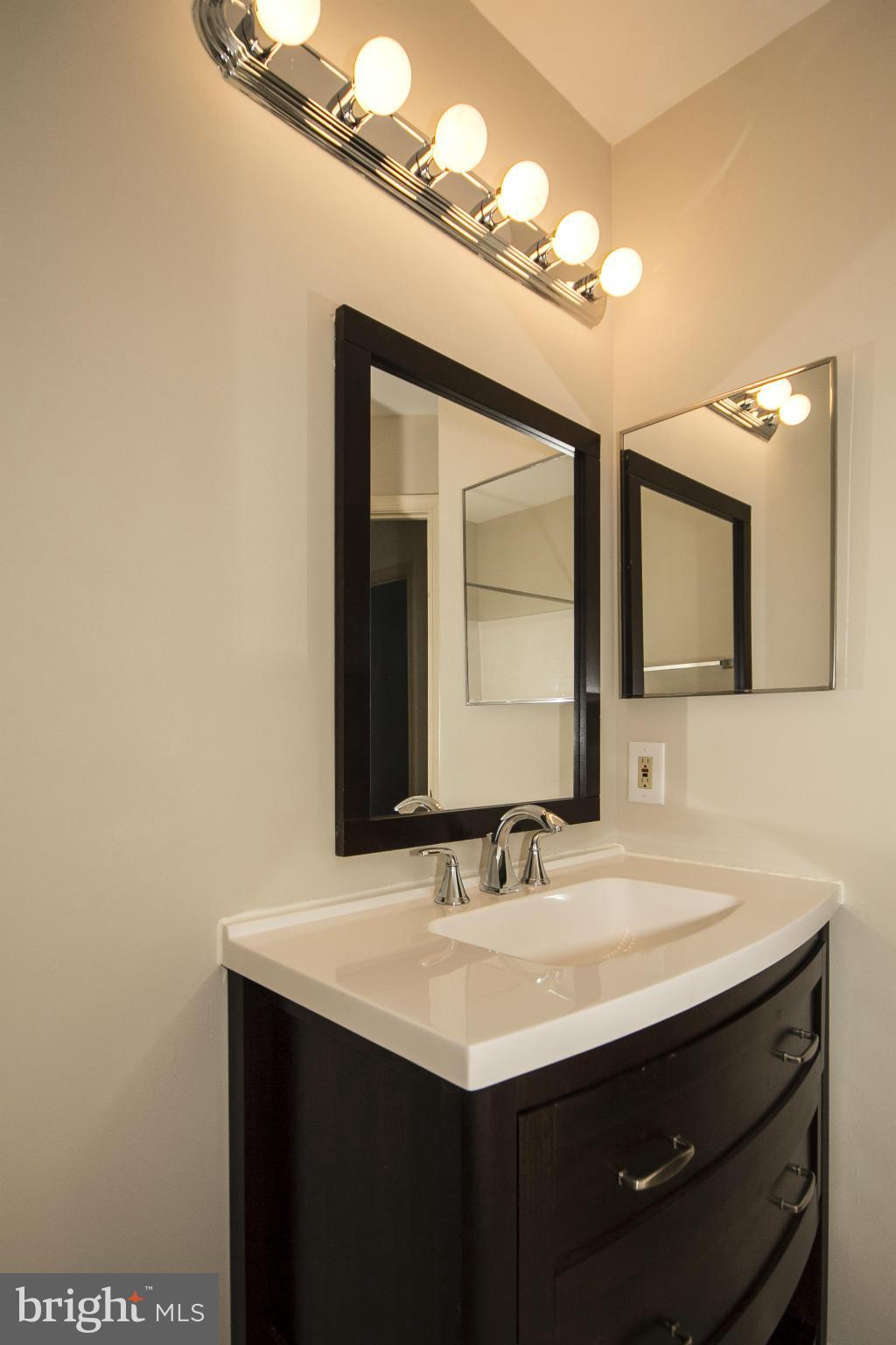 3932 Forest Valley Road Baltimore, MD 21234 - Photo 22 of 30 Family Hall Bath