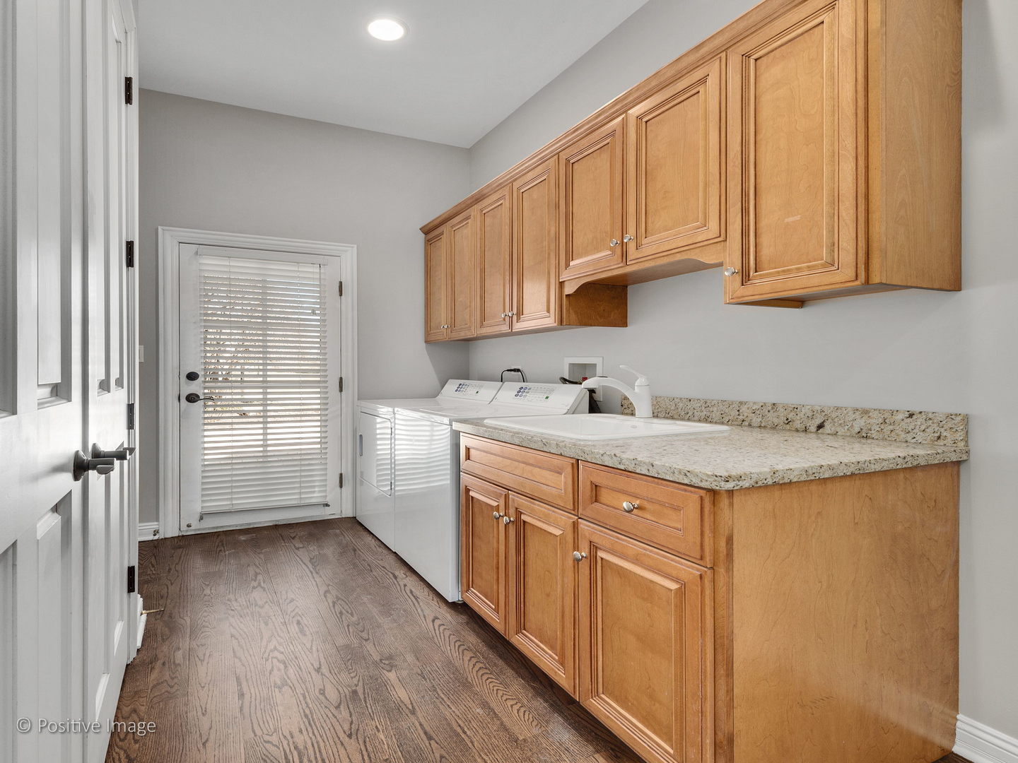 8236 Greystone Court Burr Ridge, IL 60527 - Photo 15 of 33
