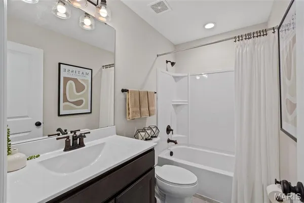 $509,900 | 205 Gauntlet Lane, Eureka, MO 63025