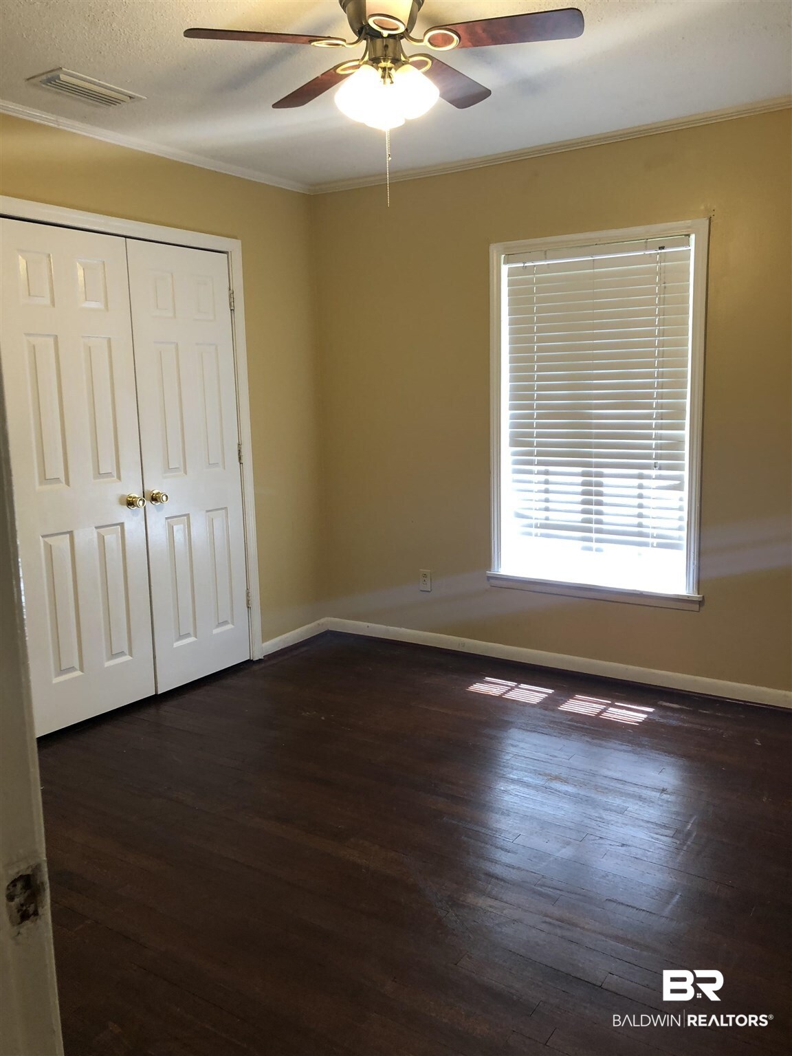 6765 Colonial Terrace Mobile, AL 36618 - Photo 2 of 12