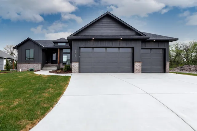 $389,942 | 3318 South Capri Street, Wichita, KS 67210