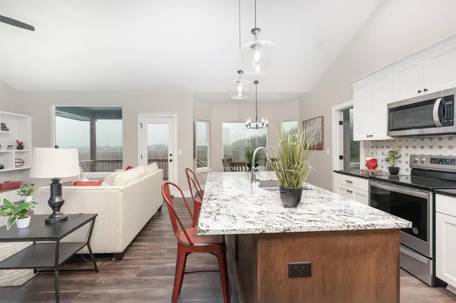 $389,942 | 3318 South Capri Street, Wichita, KS 67210