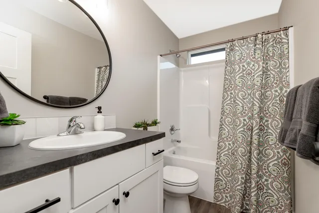 $389,942 | 3318 South Capri Street, Wichita, KS 67210