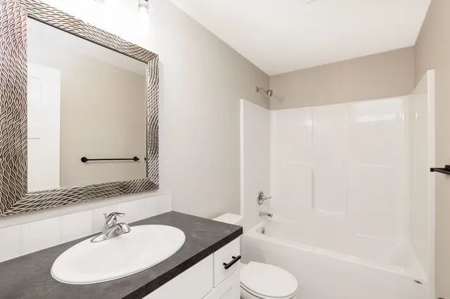 $389,942 | 3318 South Capri Street, Wichita, KS 67210