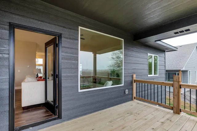 $389,942 | 3318 South Capri Street, Wichita, KS 67210