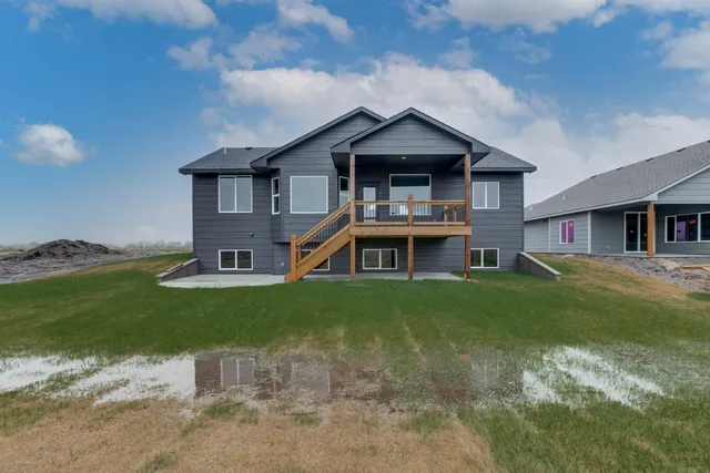 $389,942 | 3318 South Capri Street, Wichita, KS 67210