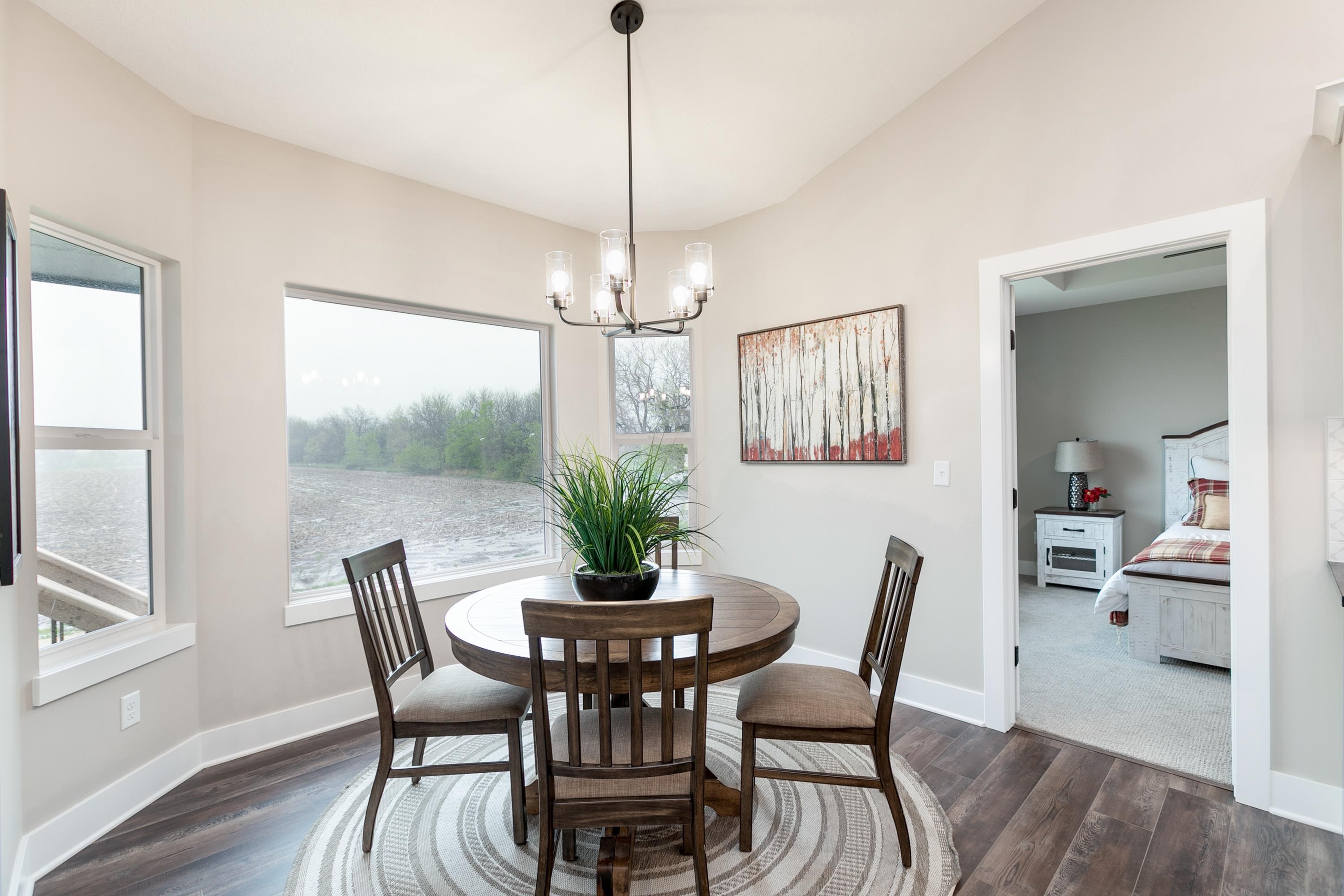 3318 South Capri Street Wichita, KS 67210 - Photo 9 of 36