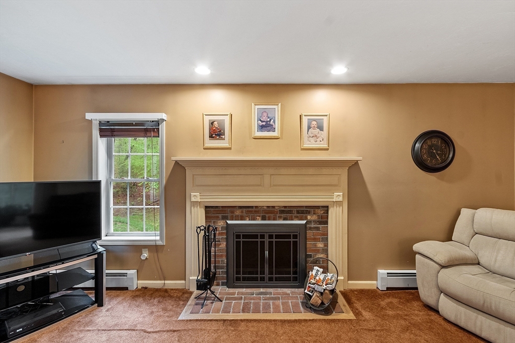 134 Fitchburg Road Townsend, MA 01469 - Photo 15 of 42
