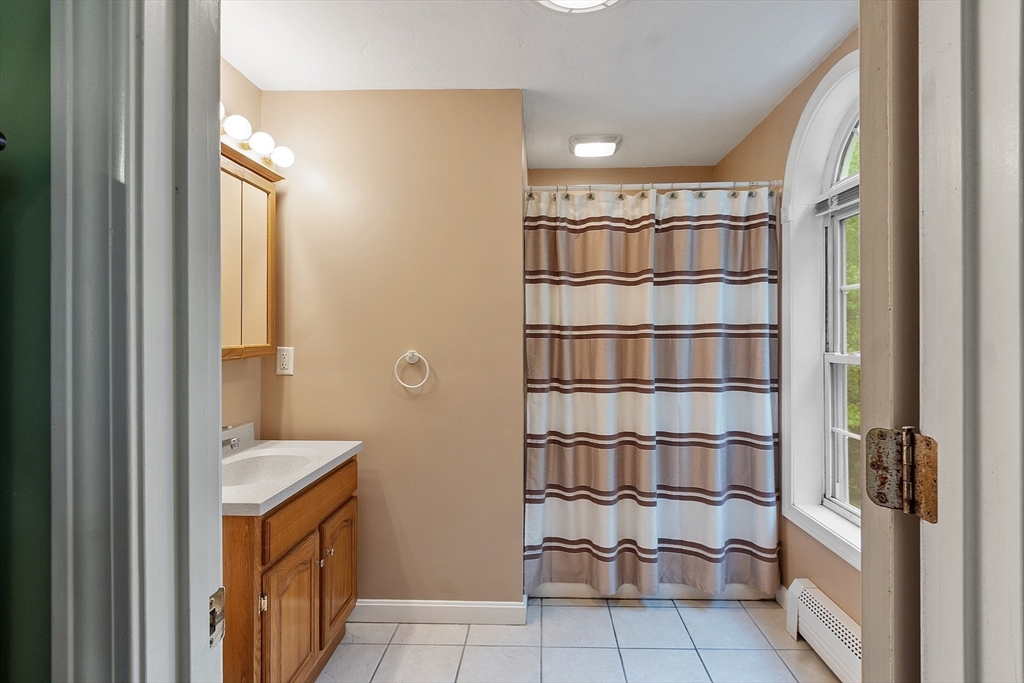 134 Fitchburg Road Townsend, MA 01469 - Photo 27 of 42
