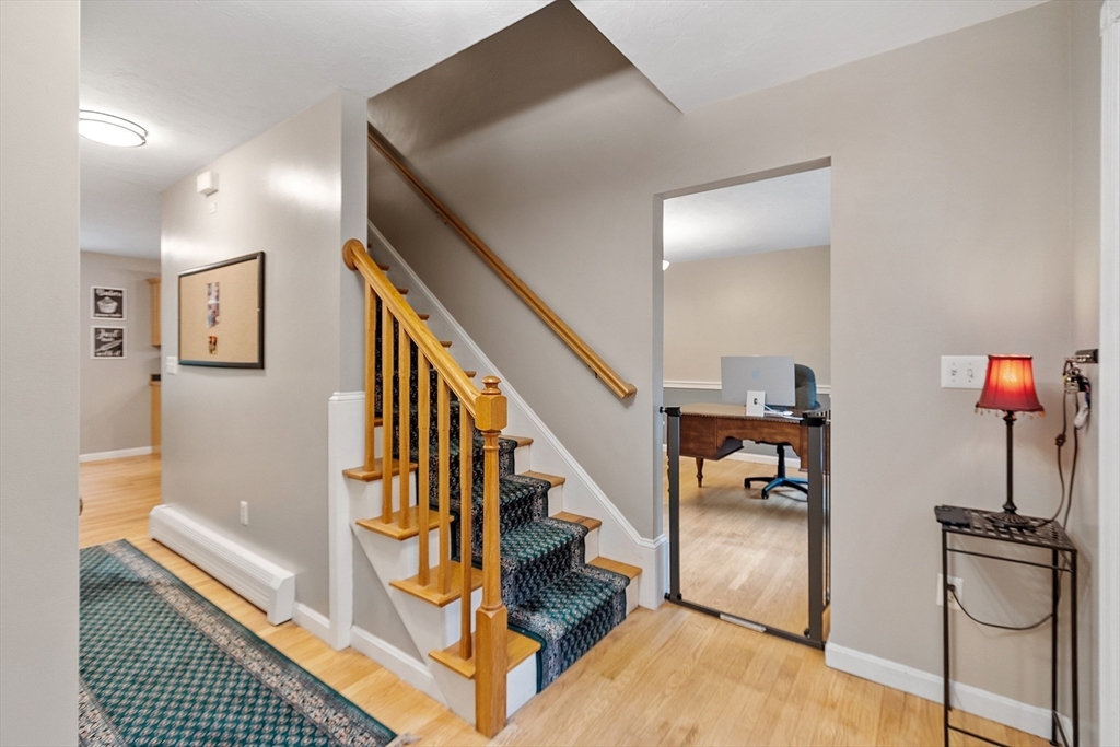 134 Fitchburg Road Townsend, MA 01469 - Photo 3 of 42
