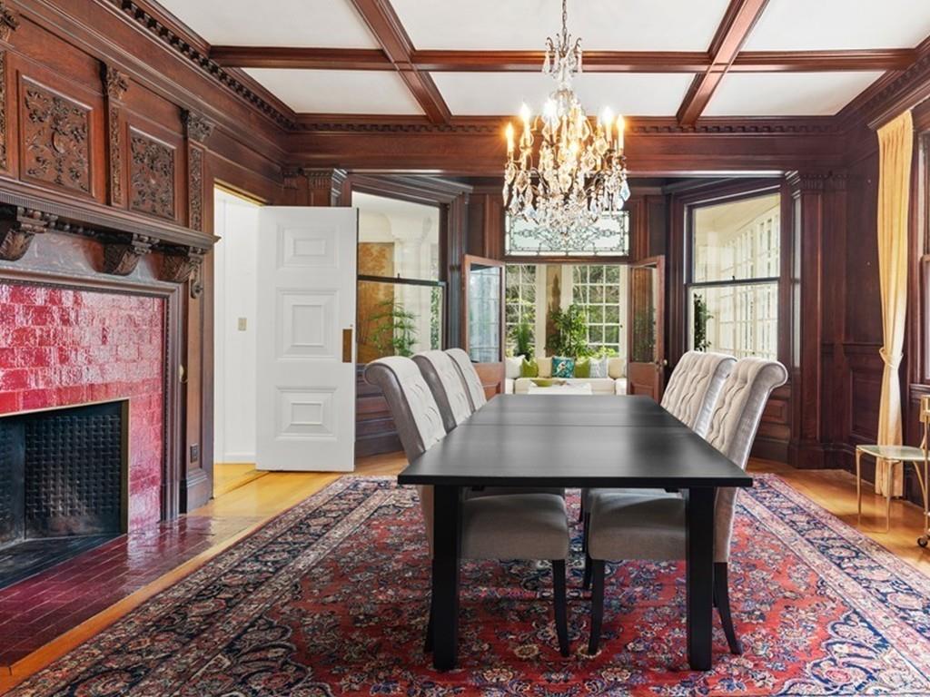 43 Gray Cliff Road Newton, MA 02459 - Photo 11 of 40