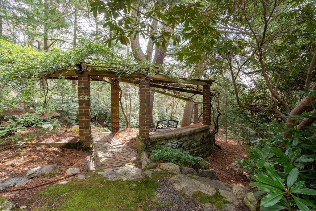 43 Gray Cliff Road Newton, MA 02459 - Photo 31 of 40